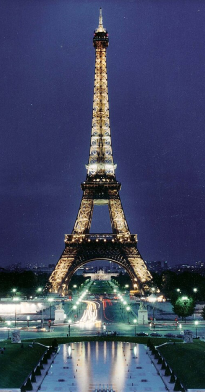 picture of a view of Paris' eiffel Tower